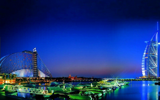 Experience of Dubai Nightlife